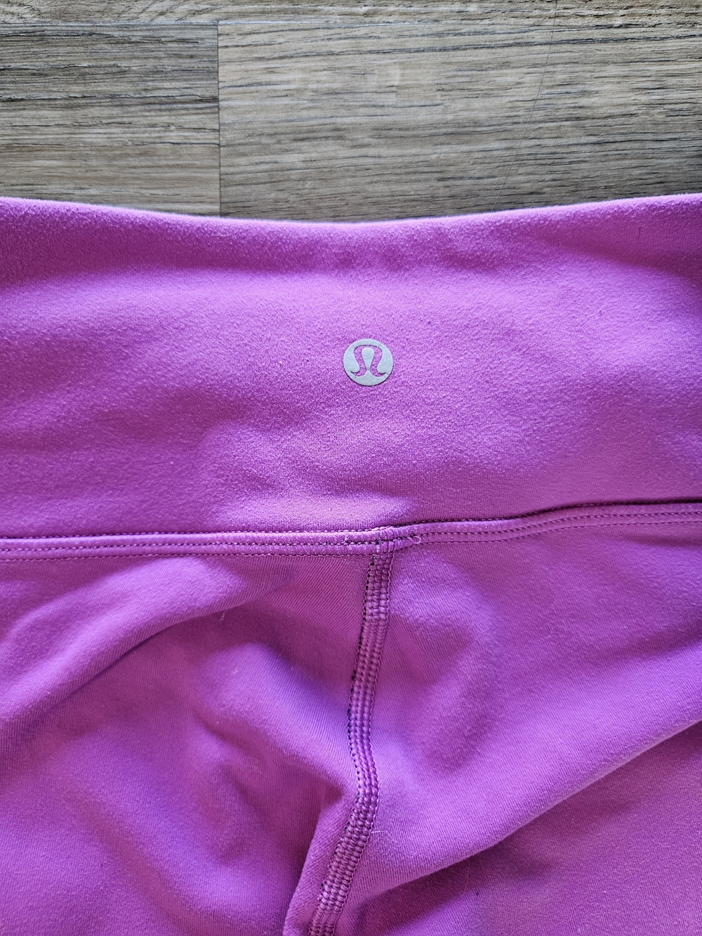 Lululemon Plum Pink & Black Reversible Capri Leggings - Picture 7 of 10